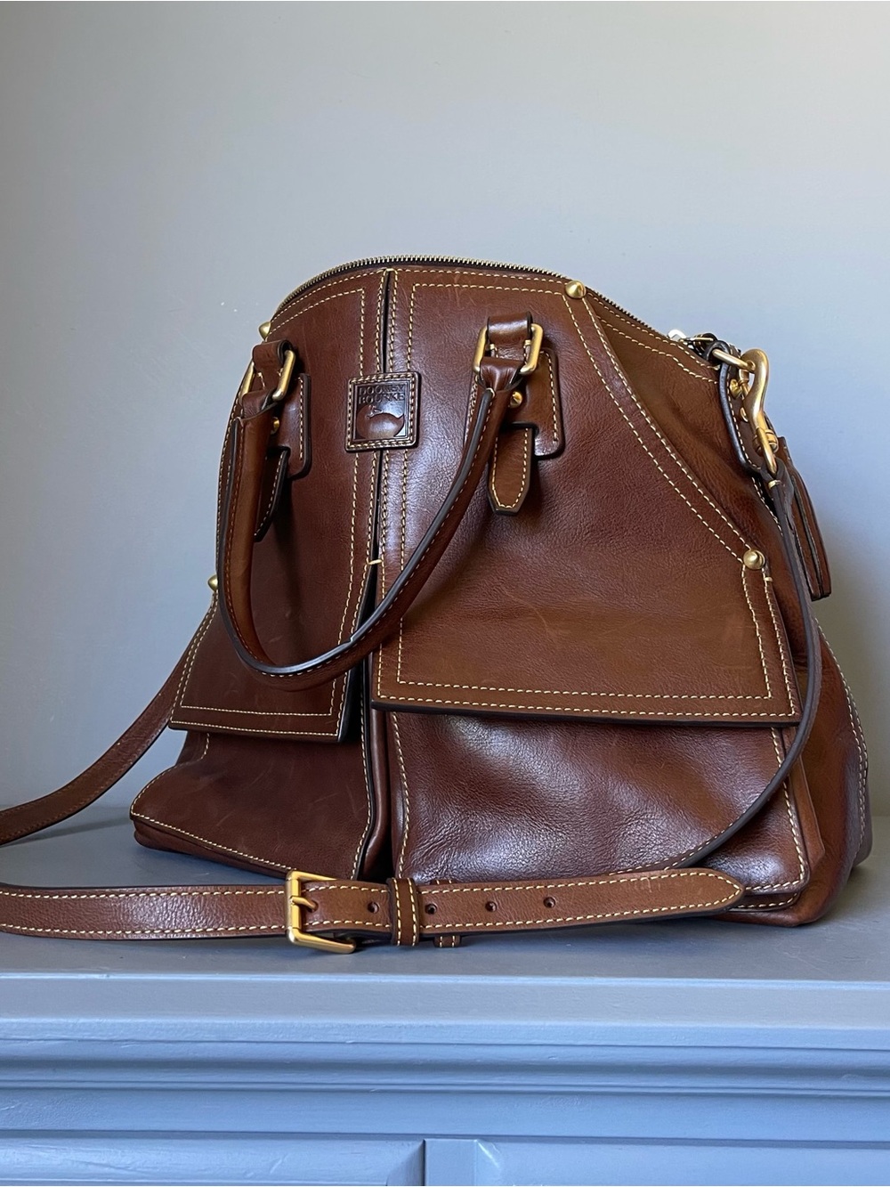 Structured Brown Leather Tote Bag with Tassel - Picture 2 of 3
